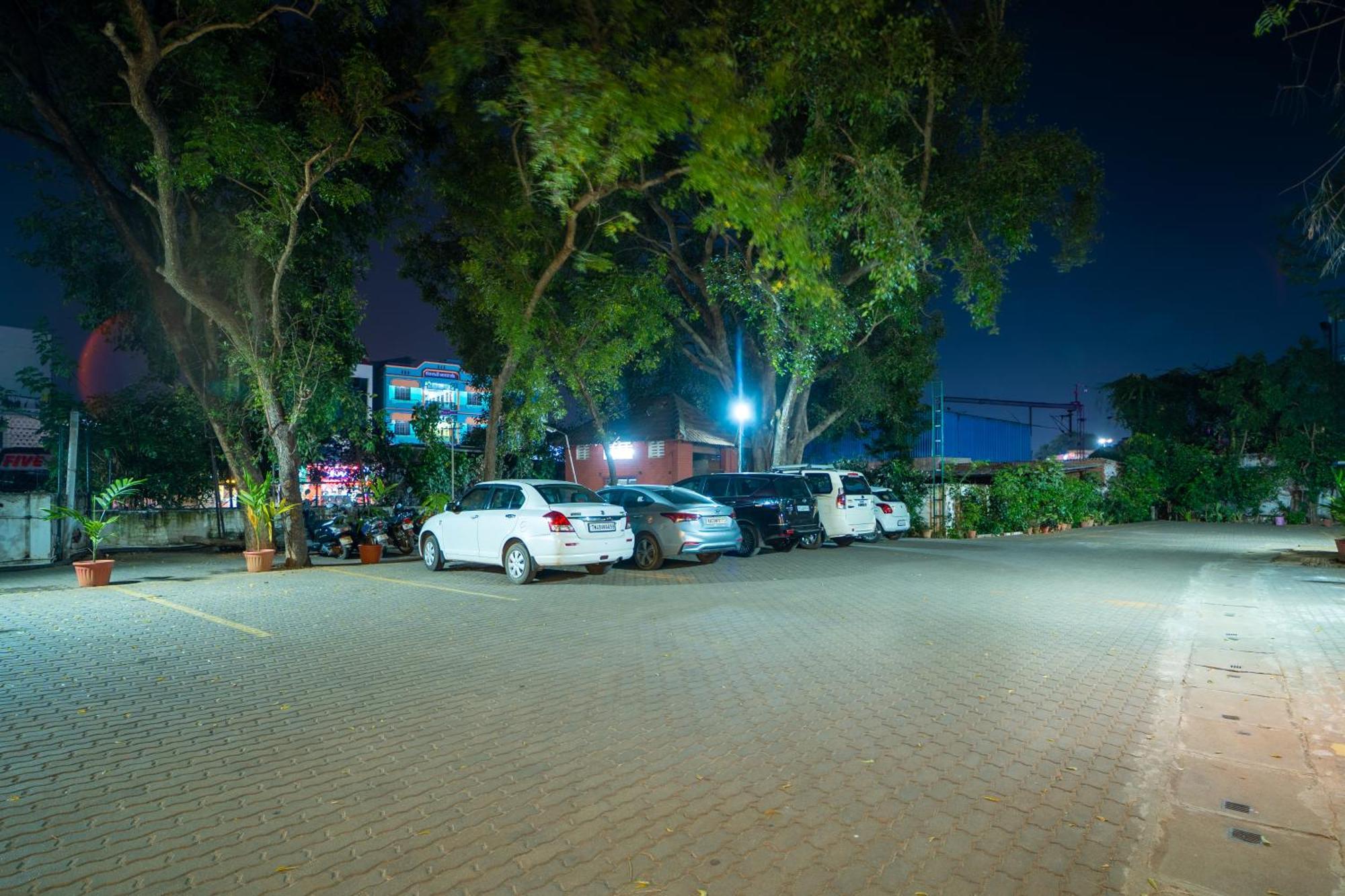 Hotel Yagappa Residency Thanjavur Exterior foto